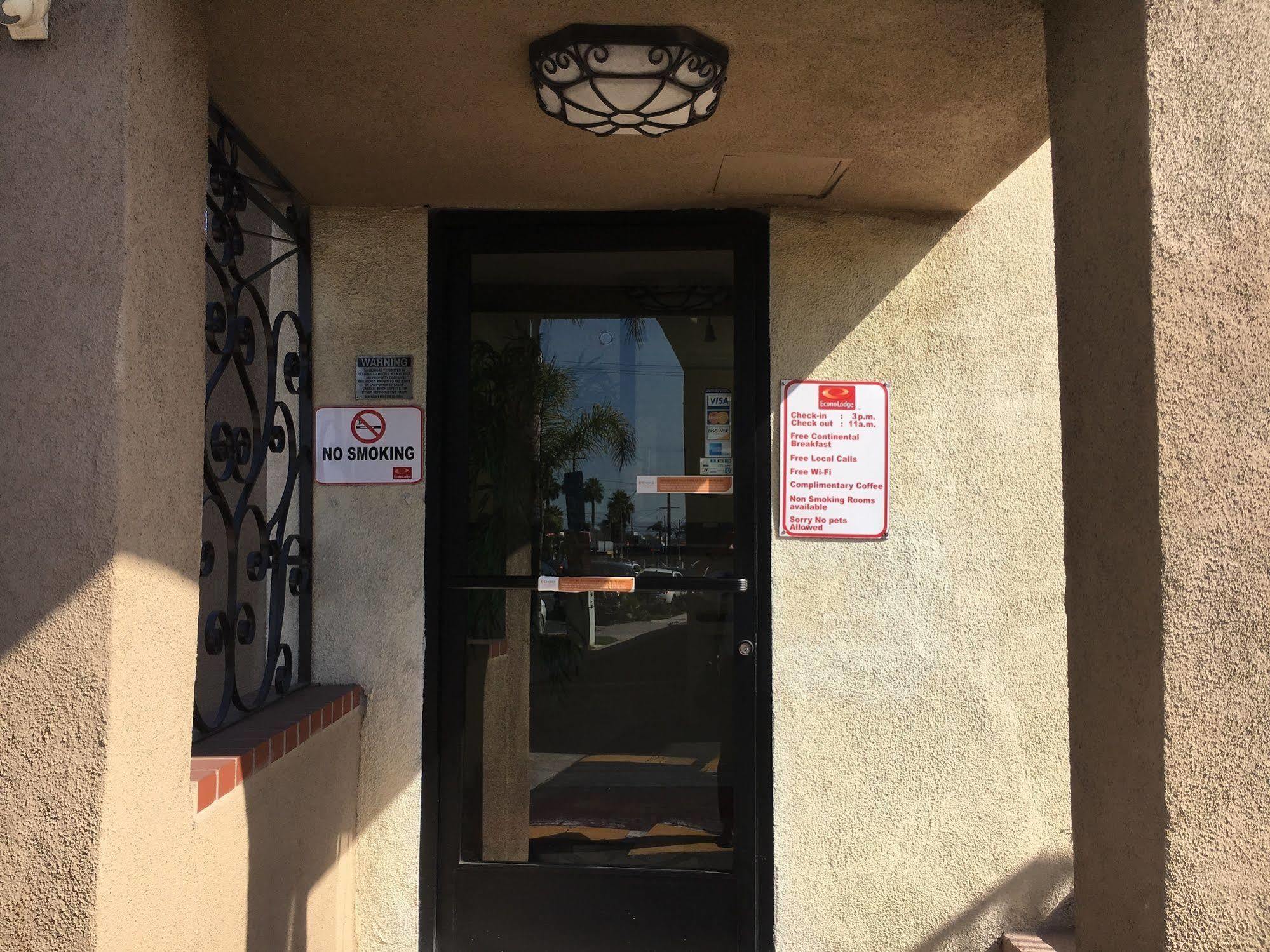 Econo Lodge Long Beach I-405 Extérieur photo